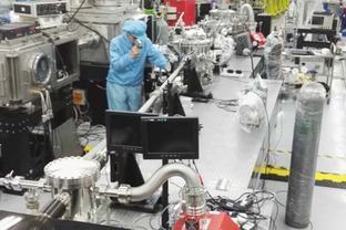 上海分院科研人員在實(shí)驗(yàn)室過年 新一代家用電器的研發(fā)故事