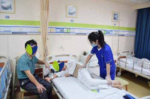 暨南大學(xué)崇愛醫(yī)院舉辦“認(rèn)識物理治療，專注精準(zhǔn)康復(fù)”慶祝活動暨先進(jìn)康復(fù)設(shè)備展示